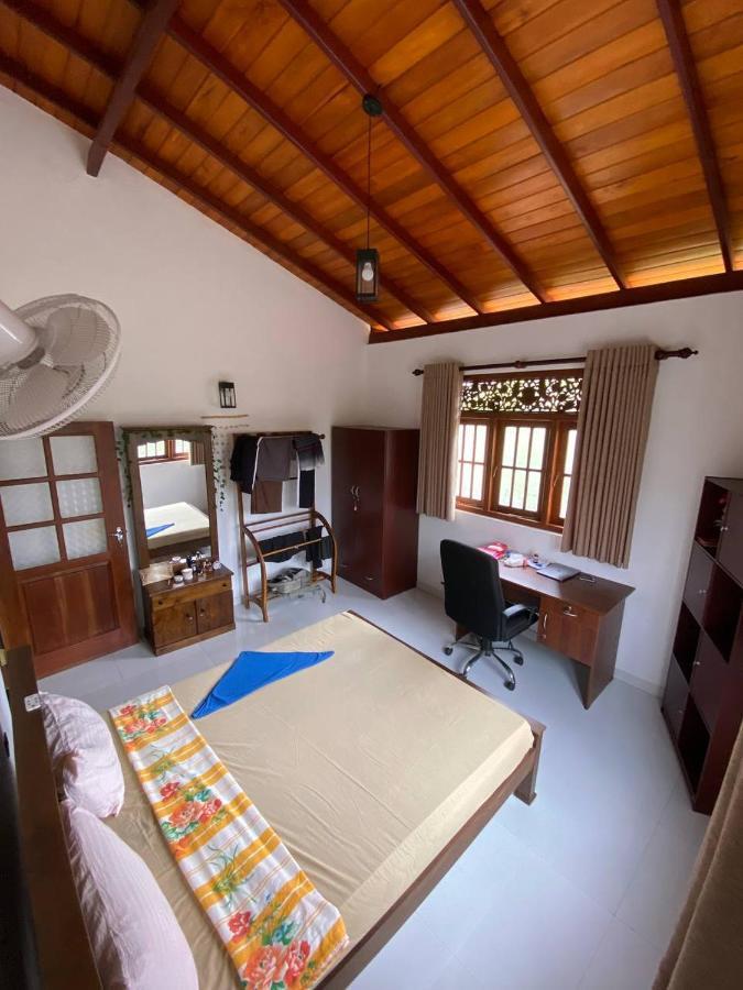 Ceylonia Guest Hotel Weligama Buitenkant foto